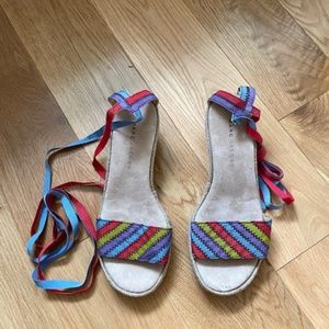 SANDALS /